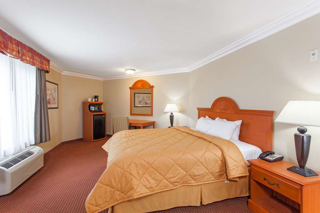 Days Inn By Wyndham Carlsbad Pokoj fotografie
